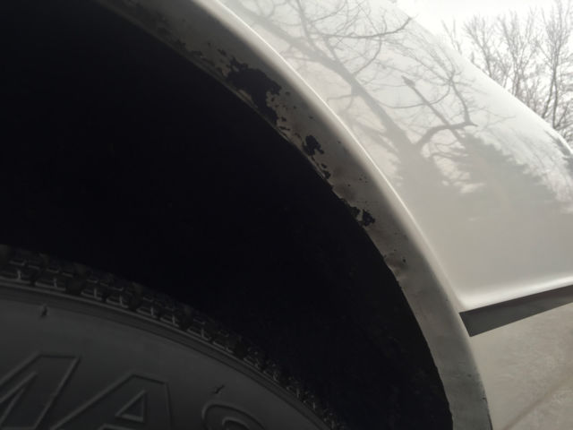 1984 White Chevrolet Monte Carlo Coupe