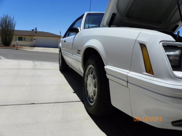 1984 White Ford Mustang Fastback