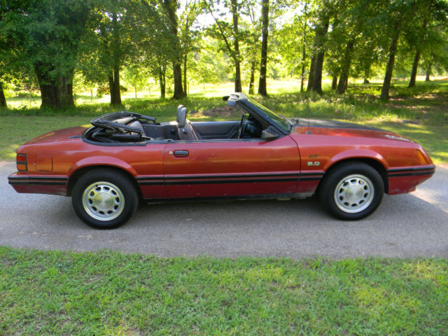 1984 MAROON Ford Mustang