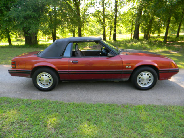 1984 MAROON Ford Mustang
