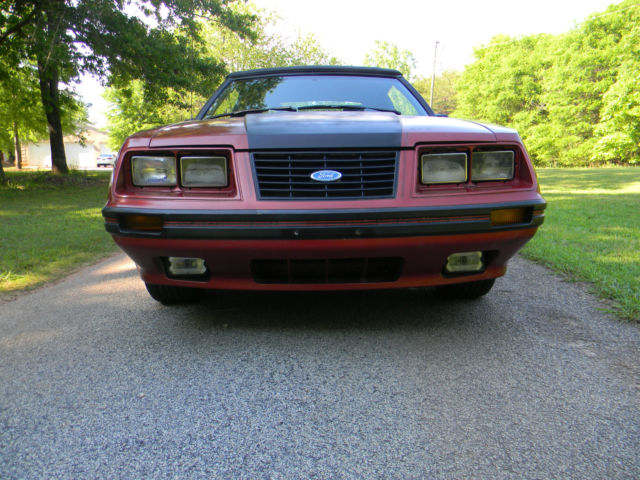 1984 MAROON Ford Mustang