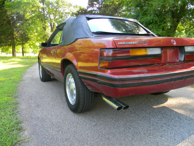 1984 MAROON Ford Mustang