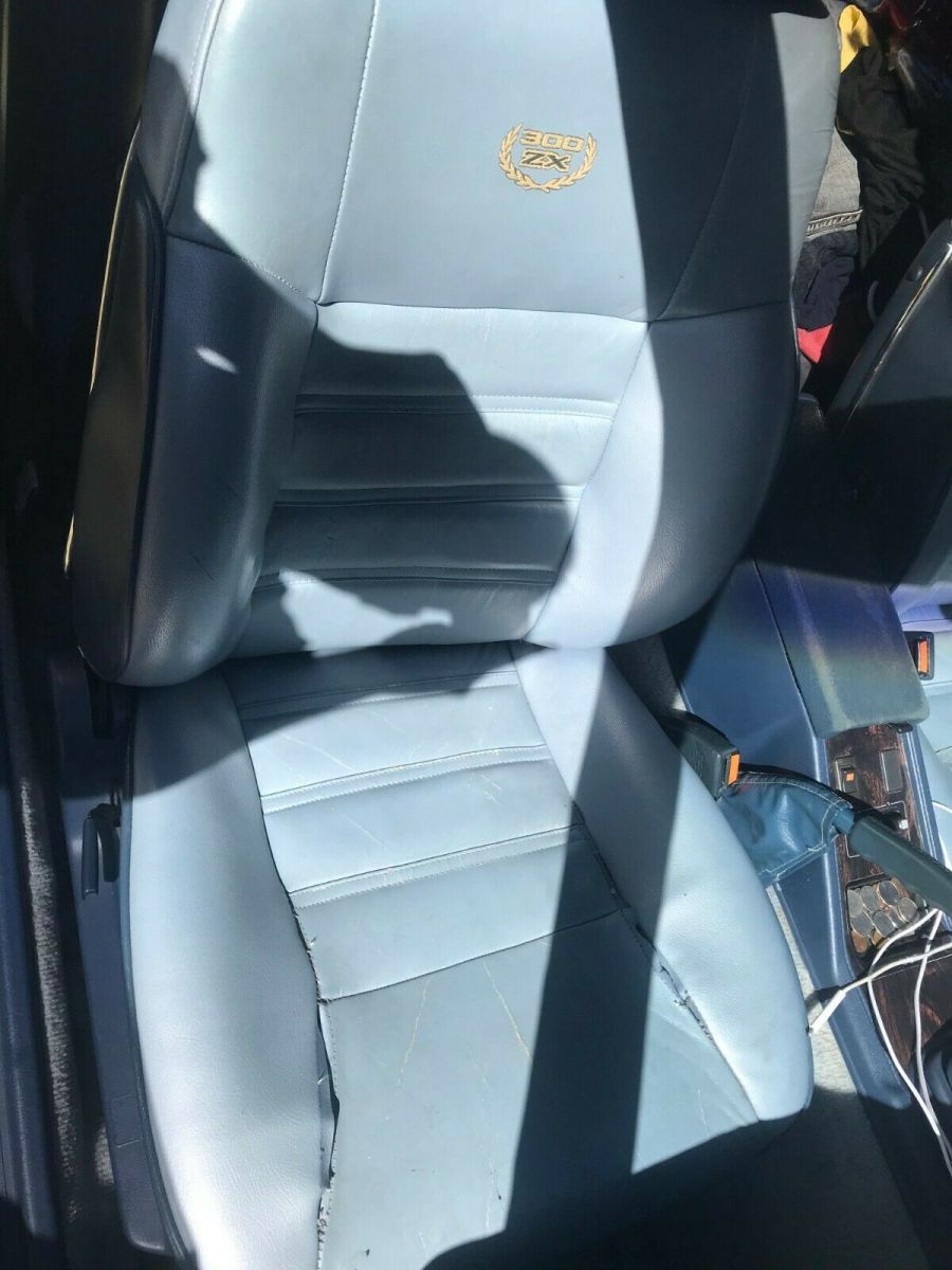 1985 Silver Nissan 300ZX Coupe