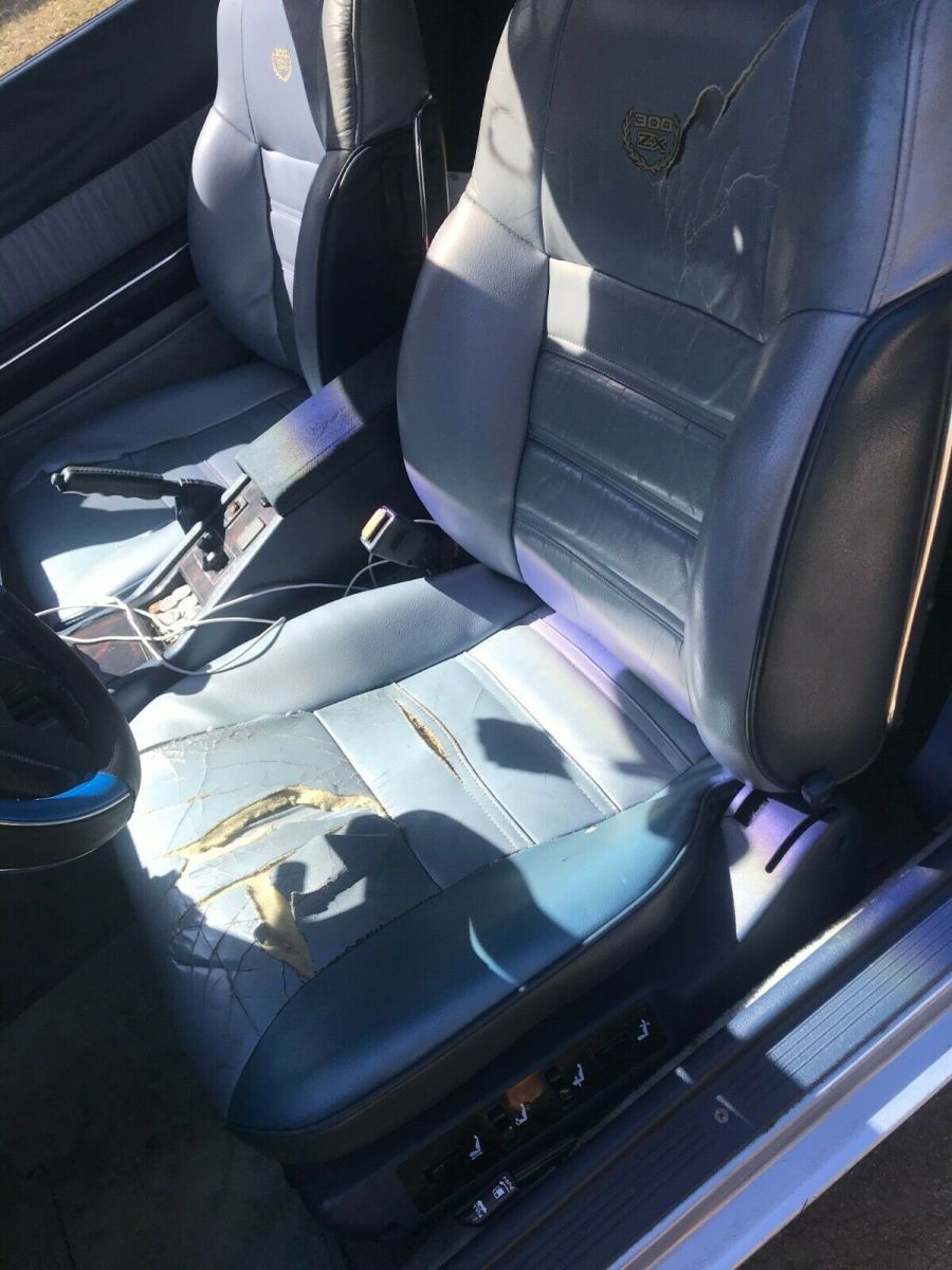 1985 Silver Nissan 300ZX Coupe