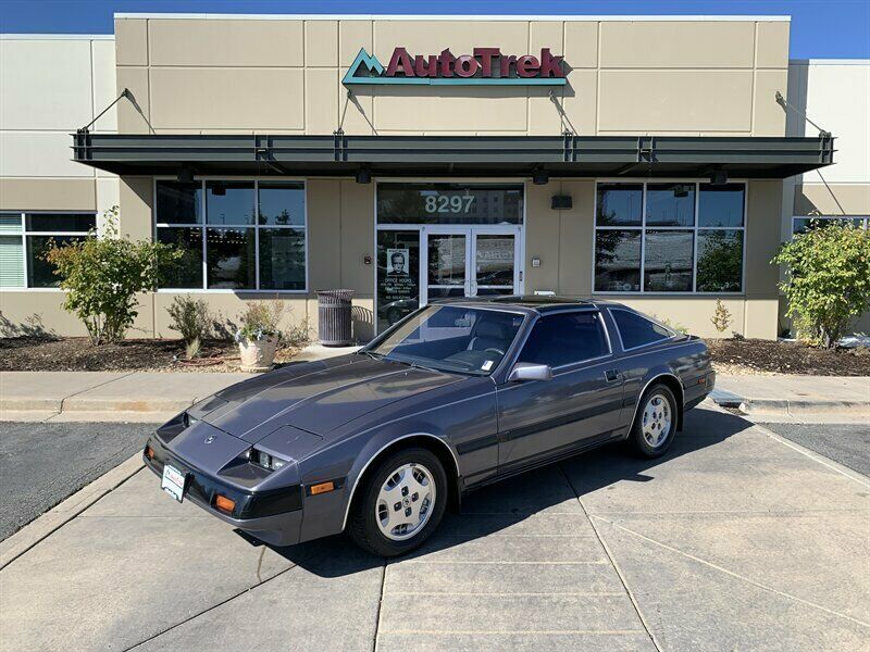 1984 Gray Nissan 300ZX Hatchback