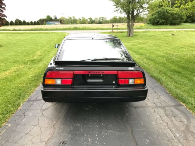 1984 Black Nissan 300ZX Coupe