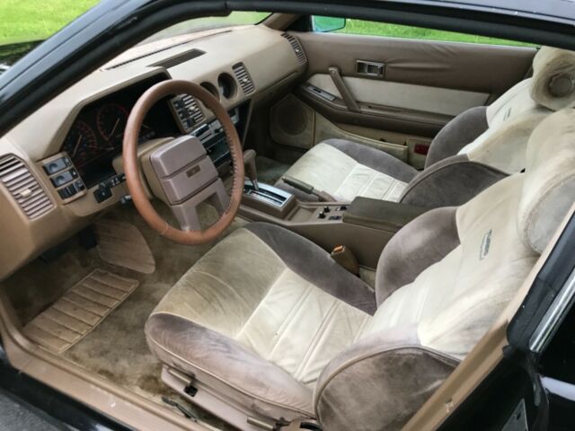 1984 Black Nissan 300ZX Coupe