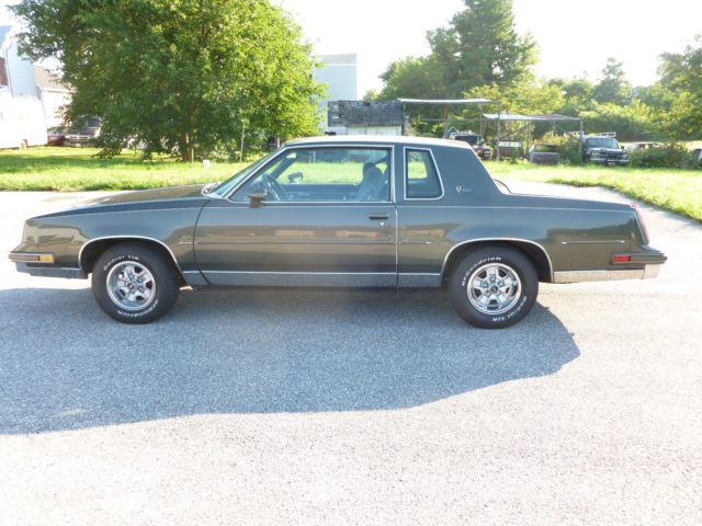 1984 DARK FERN METALIC Oldsmobile Cutlass Coupe