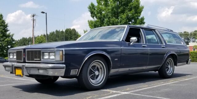 1984 Blue Oldsmobile Custom Cruiser Wagon