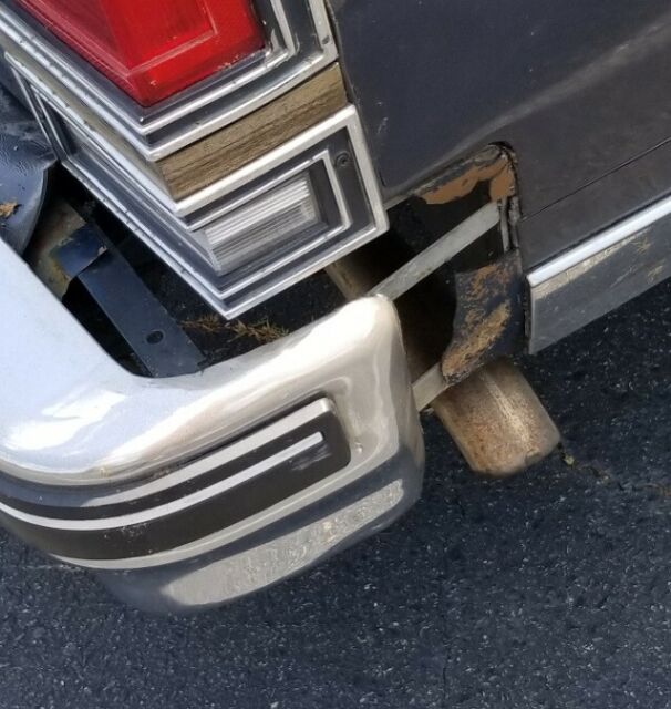 1984 Blue Oldsmobile Custom Cruiser Wagon