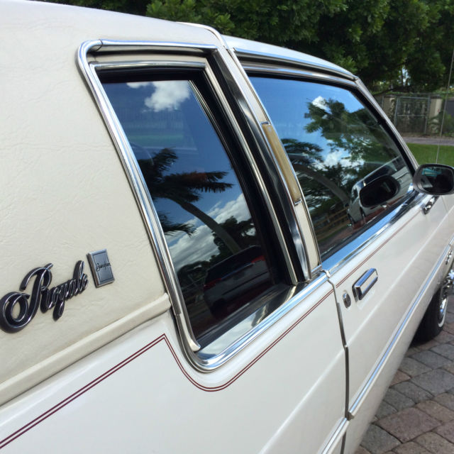 1984 White Oldsmobile Delta 88 Coupe