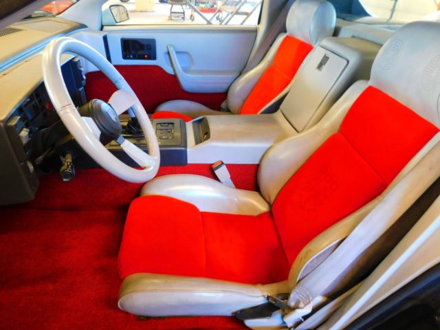 1984 White Pontiac Fiero