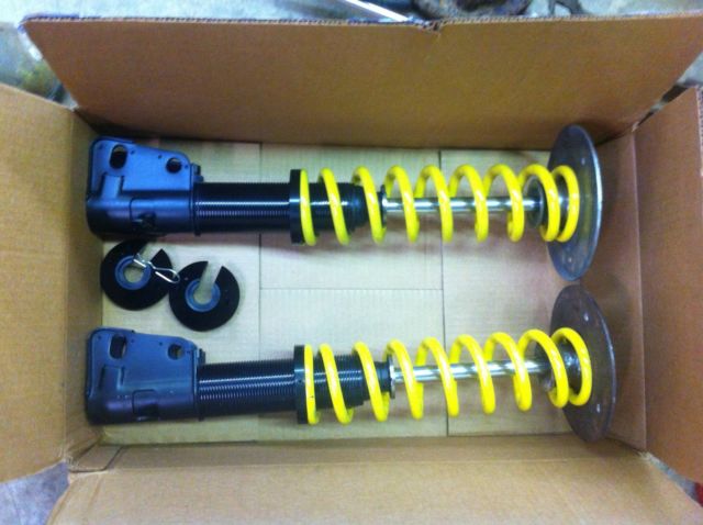 1984 white blue Pontiac Fiero Coupe