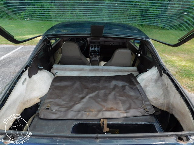 1984 Blue Porsche 944