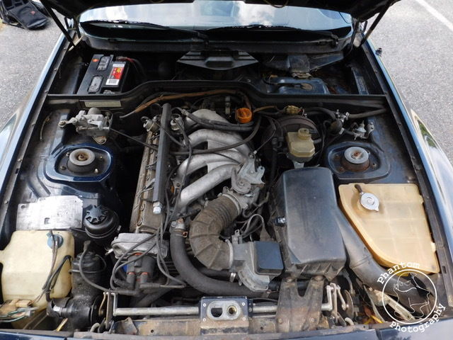 1984 Blue Porsche 944