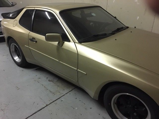 1984 Gold Porsche 944 Coupe