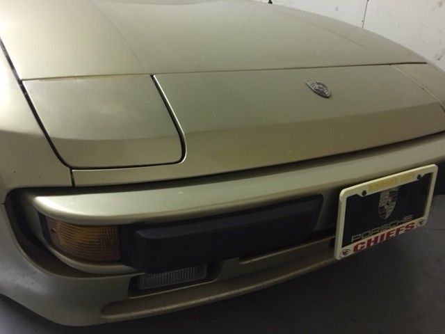1984 Gold Porsche 944 Coupe