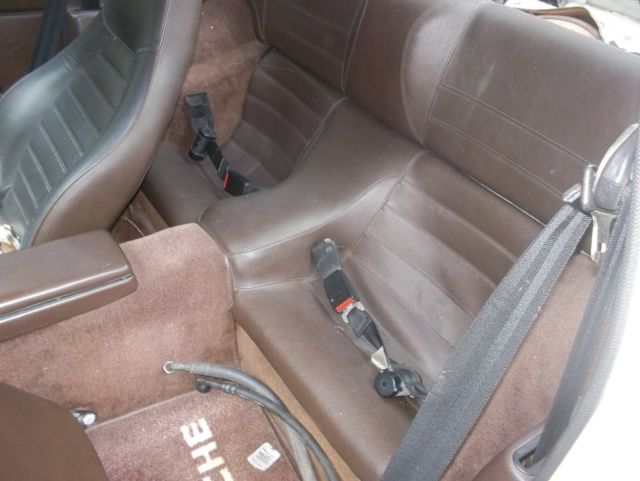 1984 Gray Porsche 944