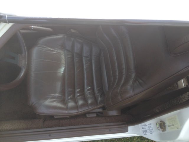 1984 White Mazda RX-7 Coupe