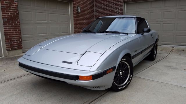 1984 Silver Mazda RX-7 Coupe