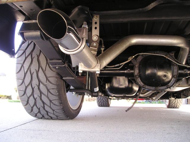 1984 Black and Gray Chevrolet S-10 Standard Cab Pickup