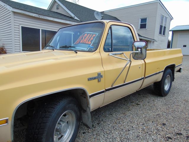 1984 Chevrolet C/K Pickup 2500 Standard Cab Pickup