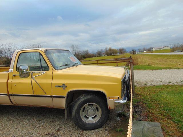 1984 Chevrolet C/K Pickup 2500 Standard Cab Pickup