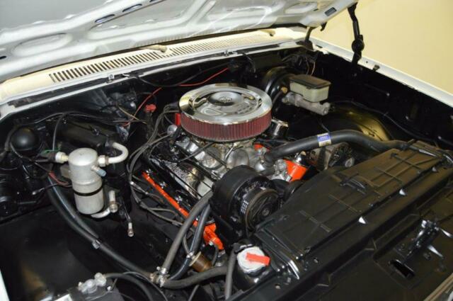 1984 White Chevrolet C-10