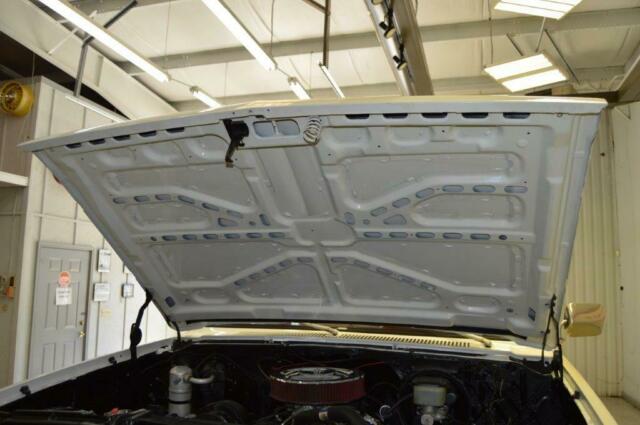 1984 White Chevrolet C-10