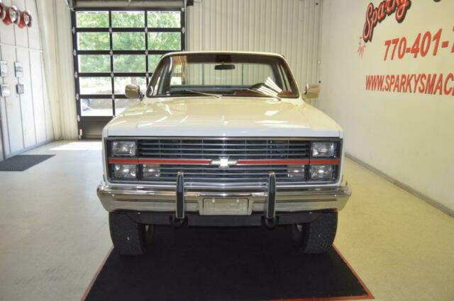 1984 White Chevrolet C-10