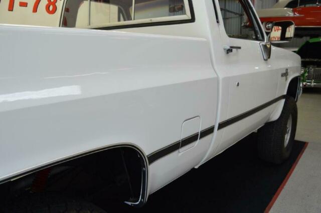 1984 White Chevrolet C-10