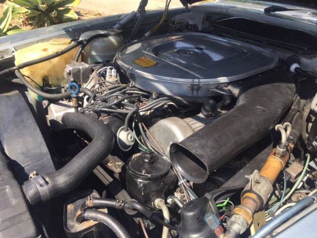 1984 silver blue Mercedes-Benz 300-Series Convertible