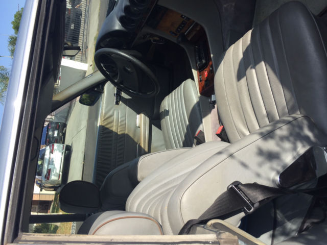 1984 silver blue Mercedes-Benz 300-Series Convertible