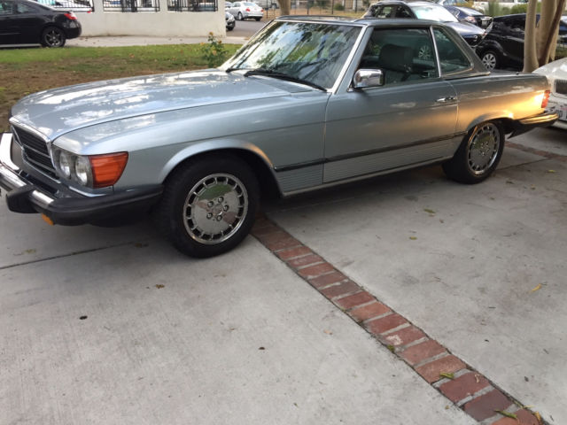 1984 silver blue Mercedes-Benz 300-Series Convertible