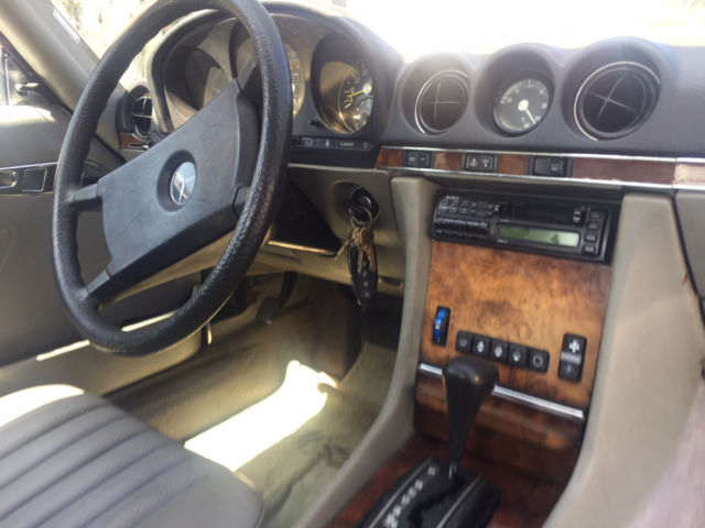 1984 silver blue Mercedes-Benz 300-Series Convertible