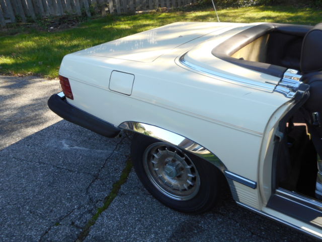 1984 Mercedes-Benz SL-Class