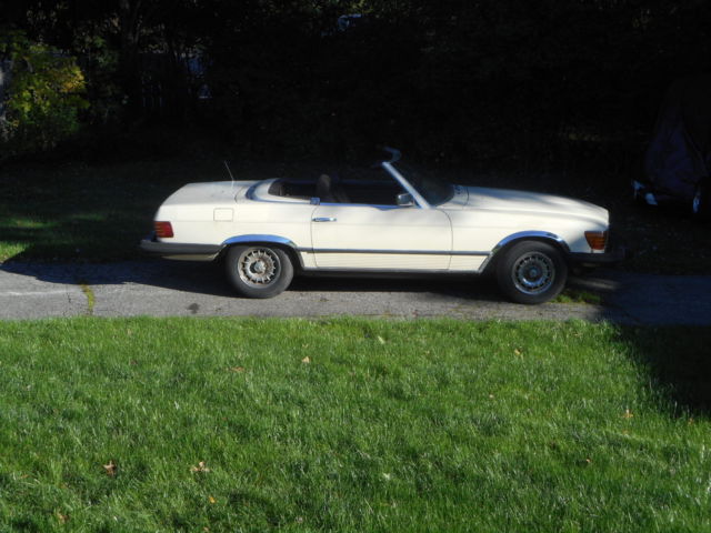 1984 Mercedes-Benz SL-Class