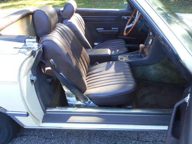 1984 Mercedes-Benz SL-Class