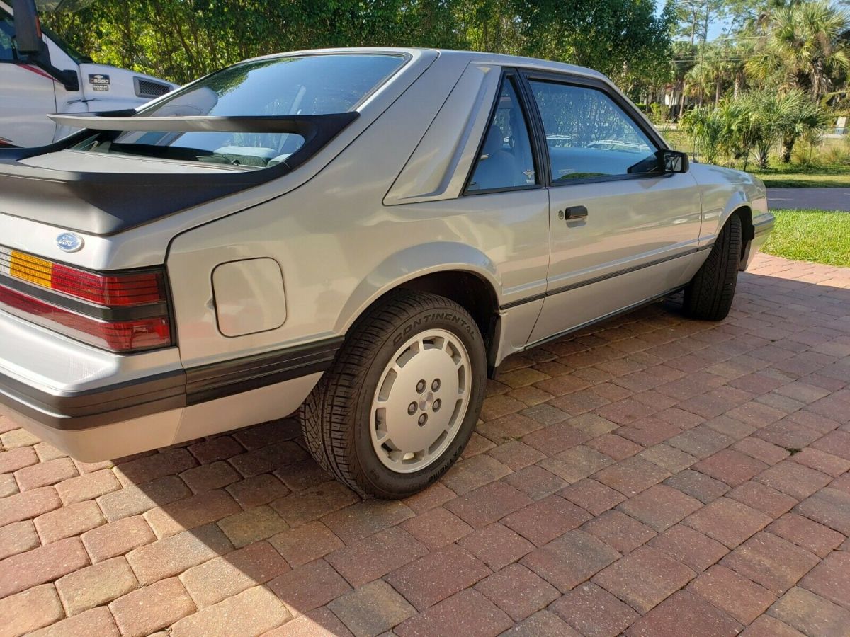 1984 Silver Ford Mustang Coupe