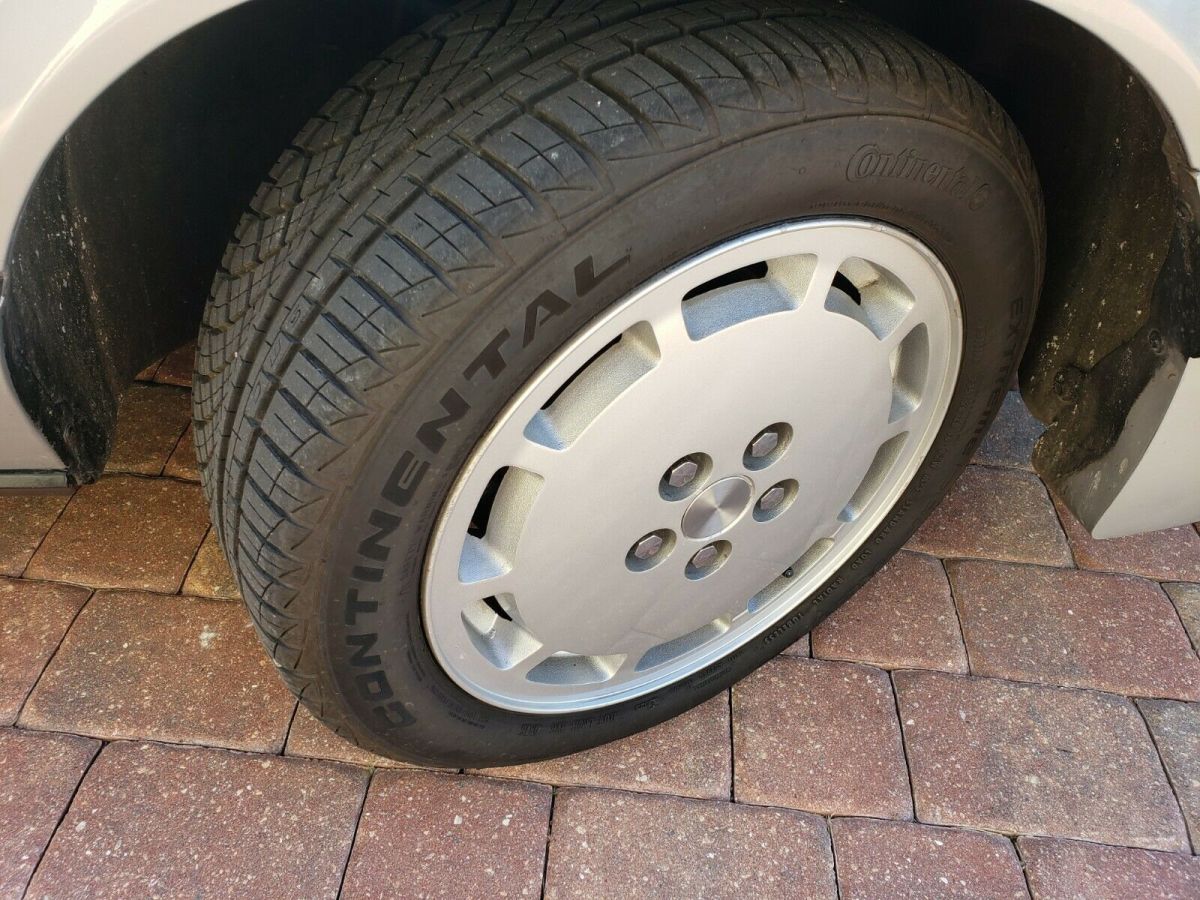 1984 Silver Ford Mustang Coupe