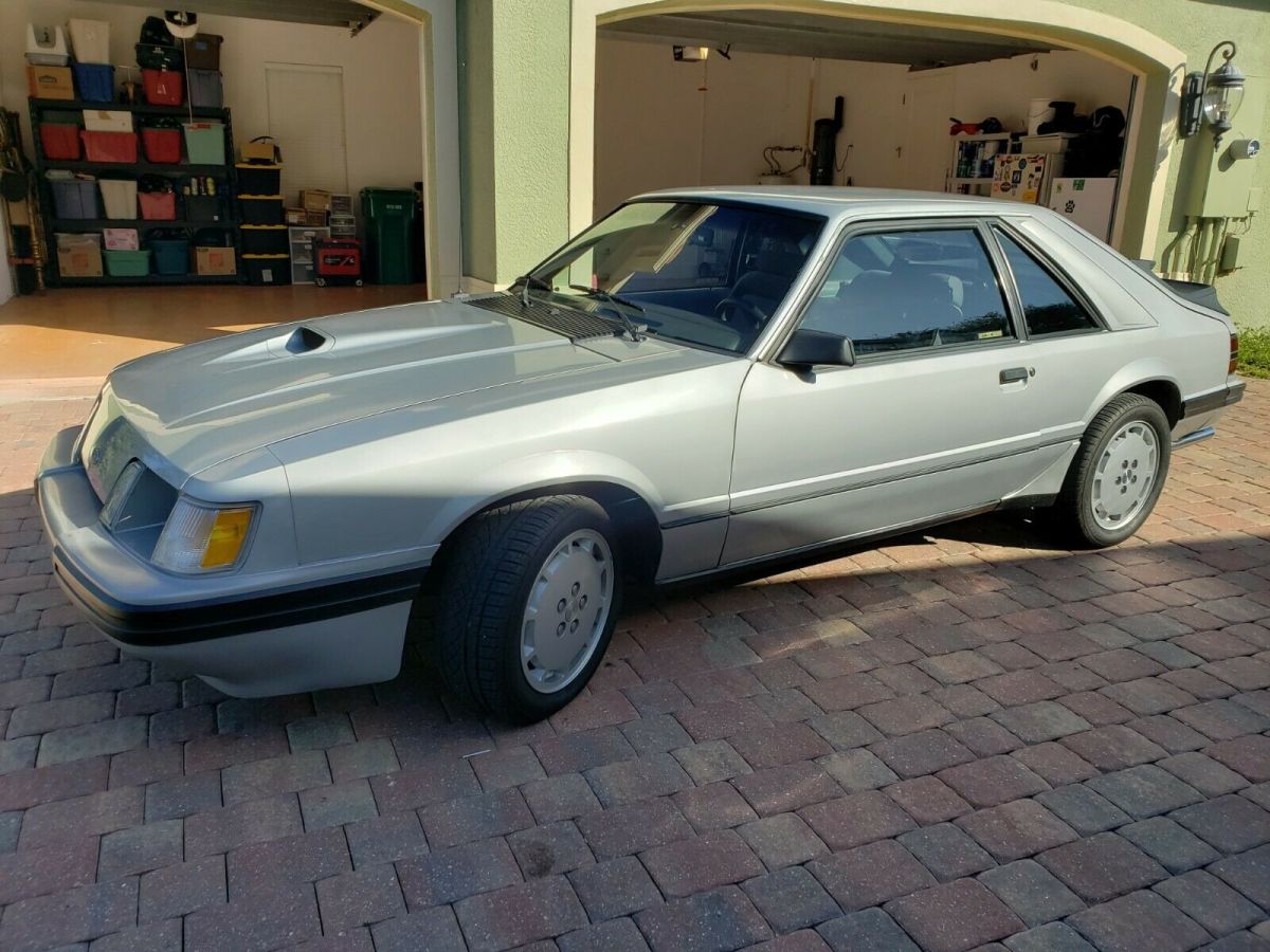 1984 Silver Ford Mustang Coupe