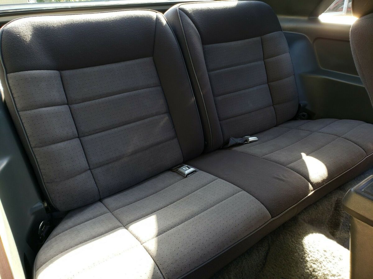 1984 Silver Ford Mustang Coupe