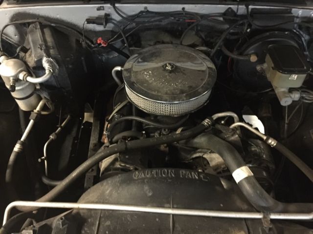 1984 Silver Chevrolet Silverado 1500