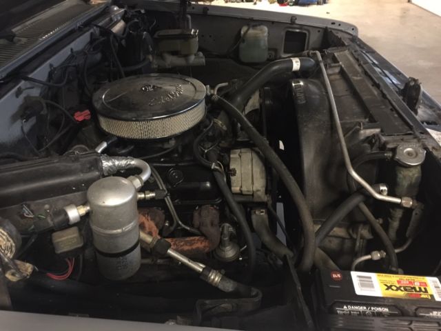 1984 Silver Chevrolet Silverado 1500