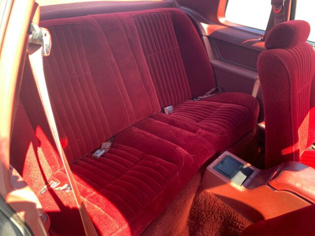 1984 Black Ford Thunderbird Coupe