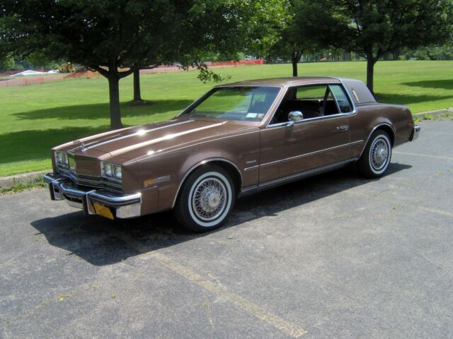 1984 Brown Oldsmobile Toronado Coupe