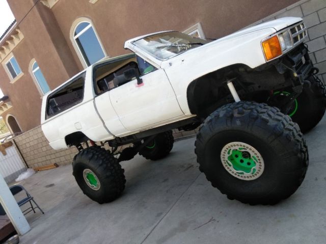 1984 White Toyota Other Extended Cab Pickup