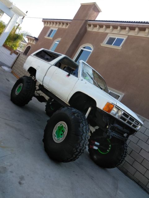 1984 White Toyota Other Extended Cab Pickup