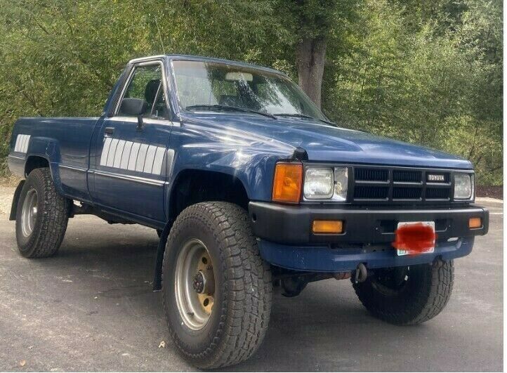 1984 Toyota Pickup Standard Cab Pickup