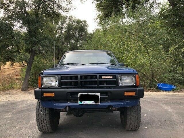 1984 Toyota Pickup Standard Cab Pickup